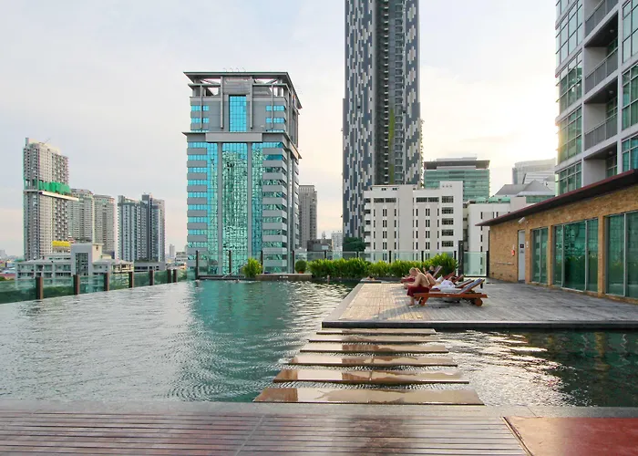 Urbana Sathorn Hotel, Hotel