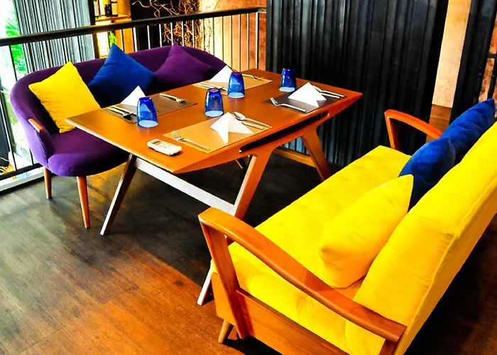 Urbana Sathorn Hotel, Hotel