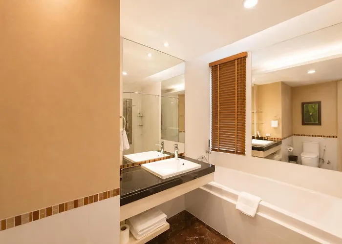 Urbana Sathorn Hotel, 5*