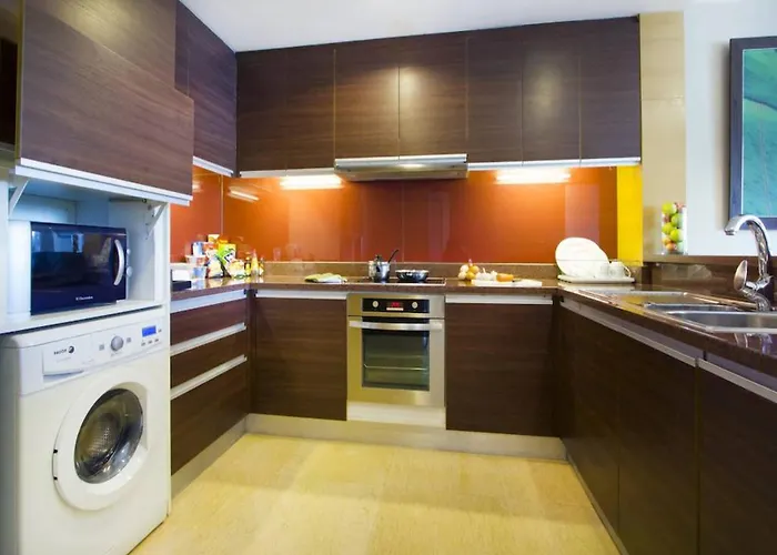 Urbana Sathorn Hotel, Hotel